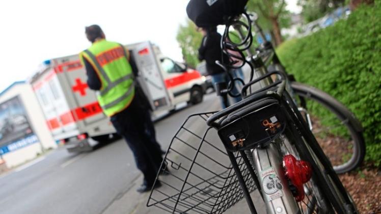 Eine alkoholisierte Autofahrerin hat am Dienstagabend einen elfjährigen Fahrradfahrer aus Großenkneten übersehen und ihn angefahren. Symbolfoto: Martin Dove