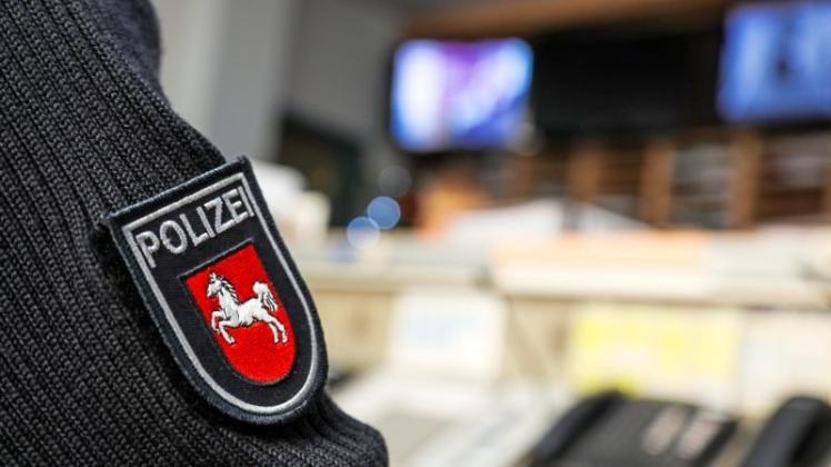 Die Polizei in Papenburg hat zwei Männer in Gewahrsam genommen. Einer von ihnen soll ein zehnjähriges Mädchen sexuell belästigt haben. Symbolfoto: 