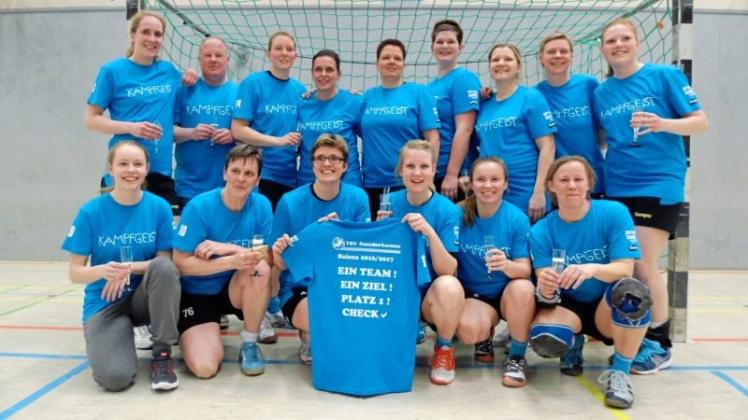Die Handballerinnen des TSV Ganderkesee verzichten nach ihrer Meisterschaft in der Regionsoberliga auf ihren Aufstieg in die Landesklasse. 