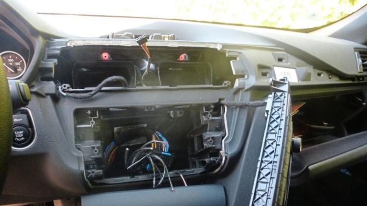 Autoknacker haben es in Stuhr auf Radios abgesehen. Symbolfoto: Polizei