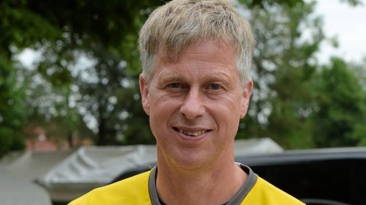 Verbandsliga-Aufstieger TS Hoykenkamp wird künftig von Adrian Hoppe trainiert. Verbandsliga-Aufstieger TS Hoykenkamp wird künftig von Adrian Hoppe trainiert.