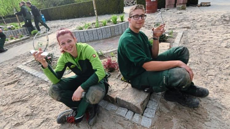 Alexandra Merzan und Christian Leemhuis von der Firma Kreye sind beim Landschaftsgärtner-Cup Zweite geworden. 