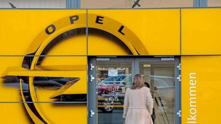 Opel hat rund 38 200 Mitarbeiter in Europa, davon mehr als die Hälfte in Deutschland. 