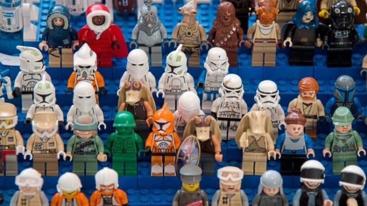In Reih’ und Glied: Am Sonntag wird bei der Lego-Börse unter anderem eine große Star-Wars-Landschaft zu sehen sein. Archivbild: Andreas Nistler