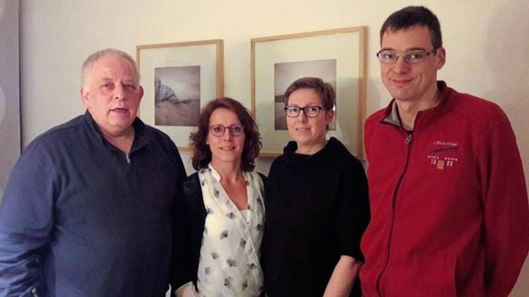 Den Vorstand der Elterninitiative Kinderkrebs bilden Kassenwart Jürgen Blümel, Vorsitzende Petra Steffens, zweite Vorsitzende Birgit Nee-Schawe und Schriftführer Frederik Biermann. 