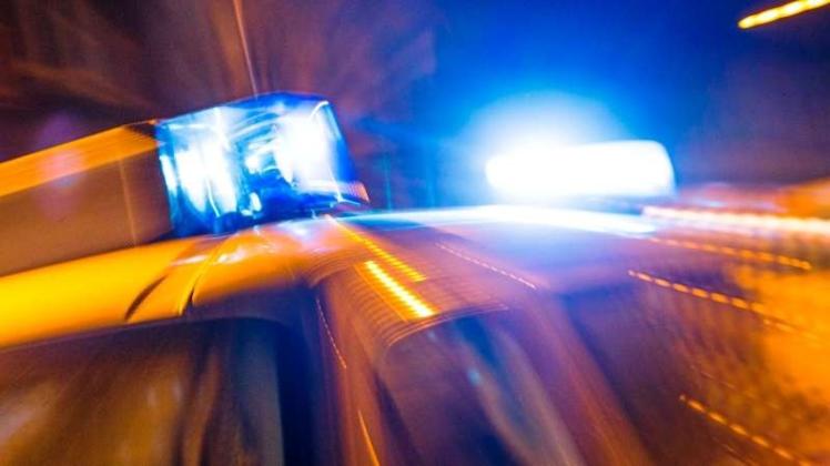 Einen berauschten Unfallflüchtigen hat die Polizei am Sonntagabend in Wardenburg gestellt. Symbolfoto: Michael Gründel