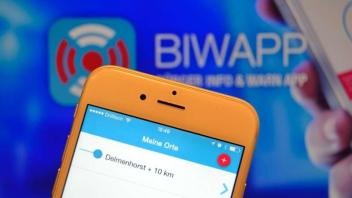 Die Feuerwehr informiert die Bürger über die App „Biwapp“ über Gefahrenlagen. Seit etwa einem Jahr ist die App im Gebrauch. Dies ist laut dem Delmenhorster Feuerwehr-Chef gut angelaufen. 