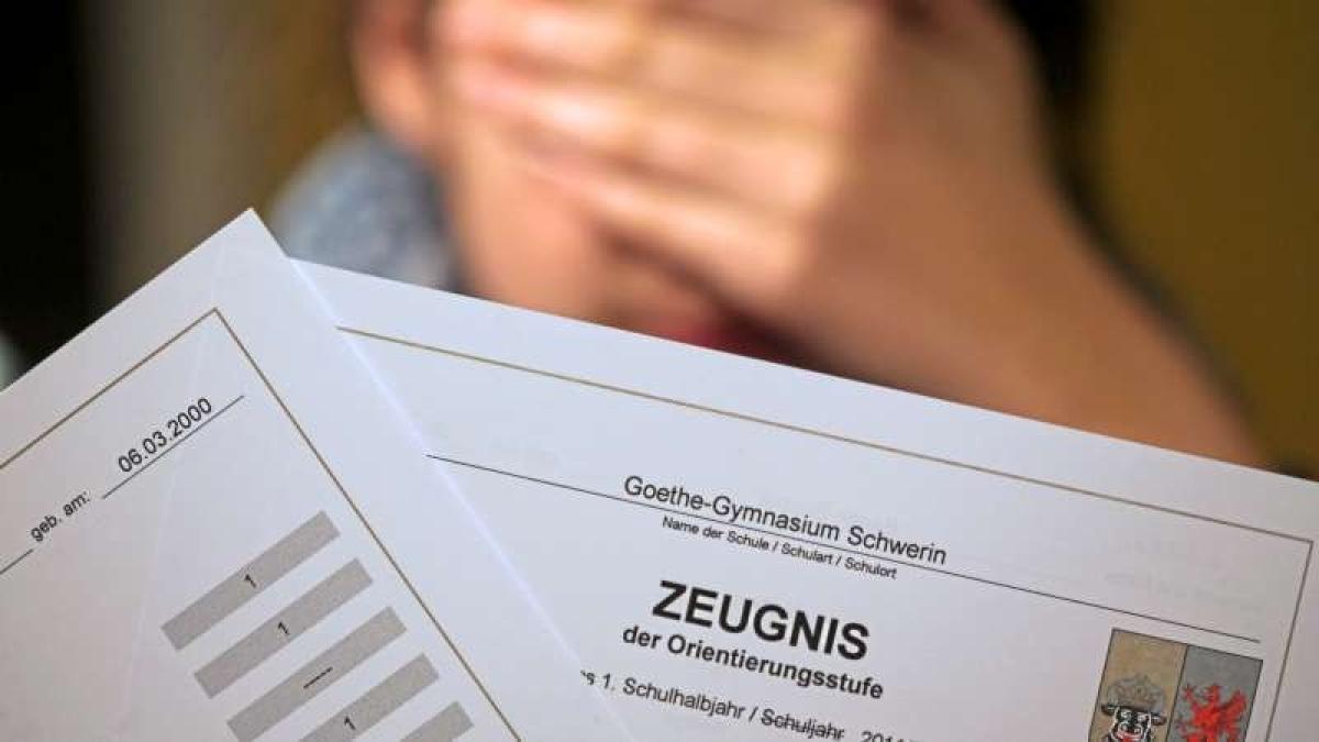 Wann ist ein Zeugnis schlecht und wie geht man damit