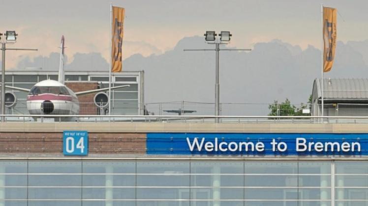 Der Bremer Flughafen hat einen neuen Namen: Airport Hans Koschnick. 