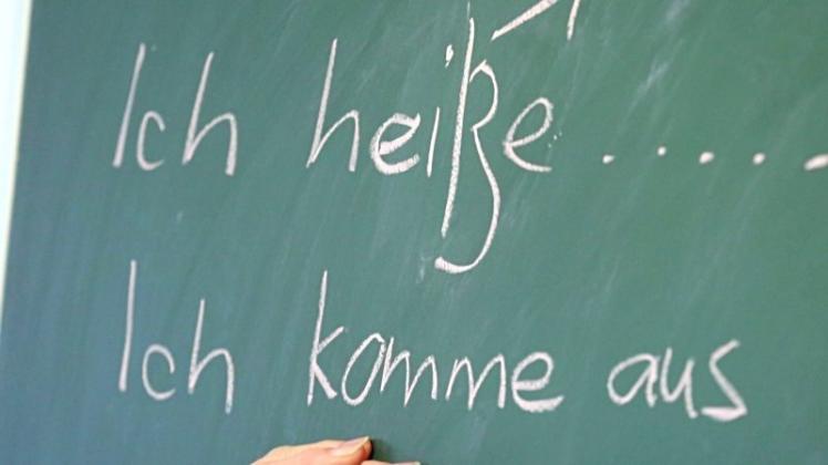 Mit Mitteln des Landes wird in der Stadt jetzt Sprachförderung für Flüchtlinge koordiniert. Der Startschuss fiel im August. Mit Mitteln des Landes wird in der Stadt jetzt Sprachförderung für Flüchtlinge koordiniert. Der Startschuss fiel im August.