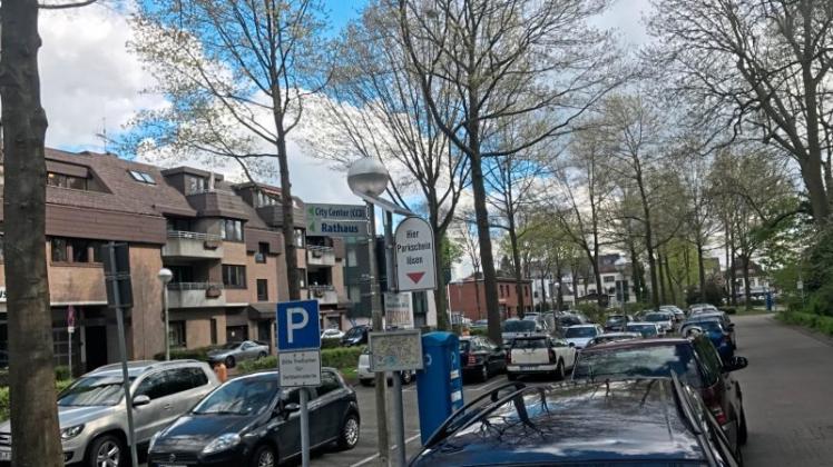 Wieder einmal löste der Parkplatz Am Vorwerk in Delmenhorst eine hitzige Debatte aus. 
