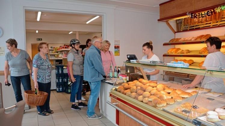 Einkaufsmöglichkeiten werden von den Einwohnern in kleinen Dörfern gewünscht. „Use Dörpladen“ (Bild), versorgt die Ortschaften Wesuwermoor und Hebelermeer. 