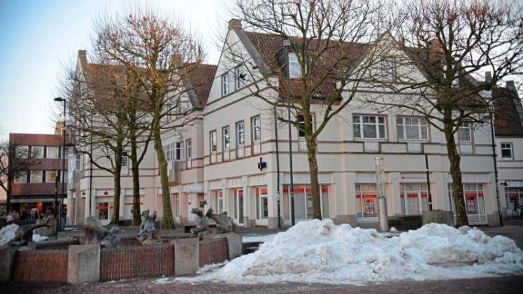 Der geplante Verkauf des Gebäudes der Sparkasse auf dem Lingener Marktplatz ist geplatzt. Investor Hermann Klaas verzichtet. 