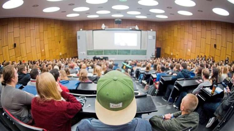 An den niedersächsischen Universitäten fallen nur wenige Studenten mit Plagiaten auf. 