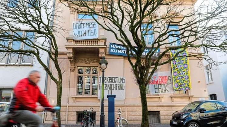 Die Studenten protestierten gegen die Schließung des Instituts für Kunstgeschichte – der Rat vertagte einen Appell vor der entscheidenden Senatssitzung des Universität. 