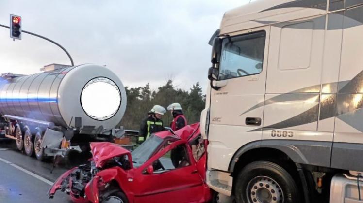 Zwei Verletzte Nach Verkehrsunfall Auf B 402 In | NOZ