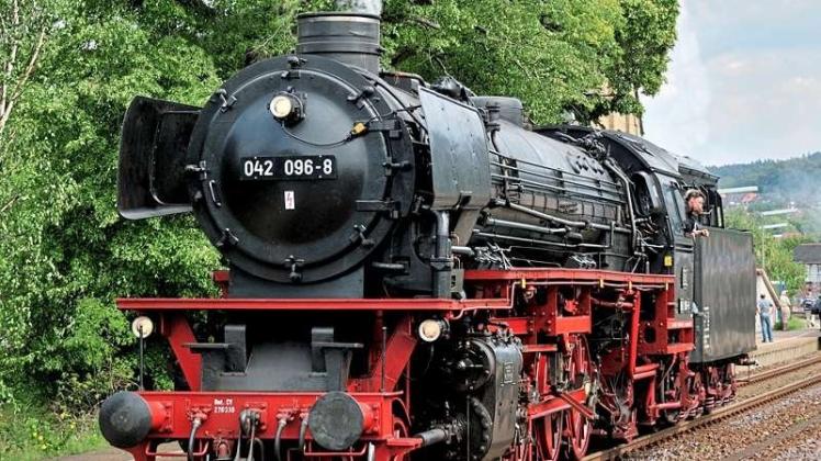 Die Arbeitsgemeinschaft Nostalgie-Zug-Reisen bietet wieder eine Dampfzufahrt ab Melle für Frühaufsteher an. 