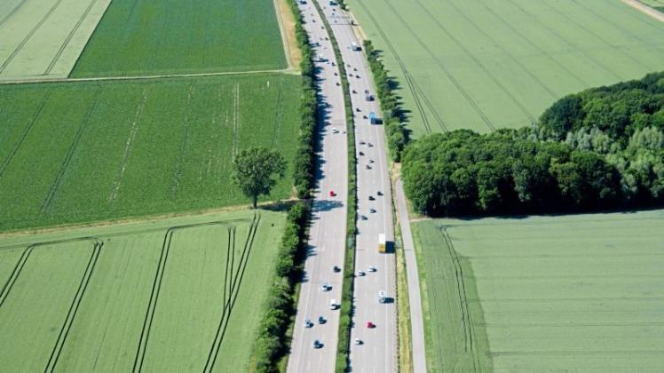 Welche Autos werden auf deutschen Autobahnen in Zukunft unterwegs sein? Rund 30 Prozent der Deutschen setzen auf sparsame Besitzer. 