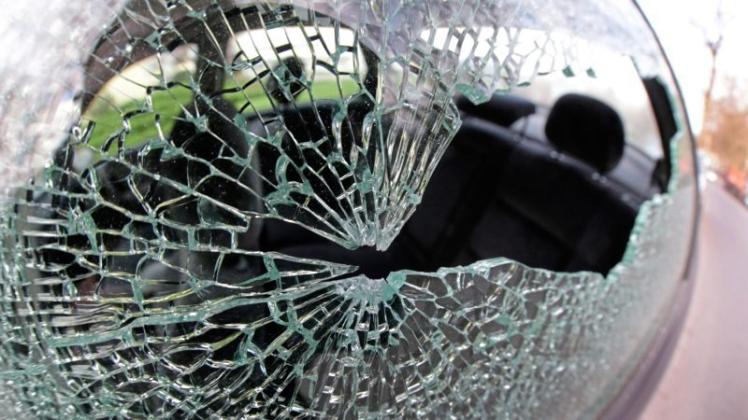 In Delmenhorst haben unbekannte Täter vier Autos aufgebrochen. Symbolfoto: dpa In Delmenhorst haben unbekannte Täter vier Autos aufgebrochen. Symbolfoto: dpa