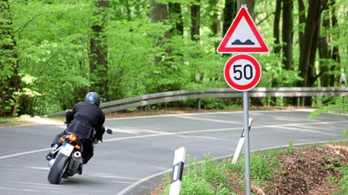 Start Der Motorradsaison: Tipps Für Fahrer Und | NOZ