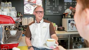 Früher hätte sich Marcel Schmitz nicht vorstellen können für McDonald’s zu arbeiten. Heute schätzt er seinen Job sehr. 