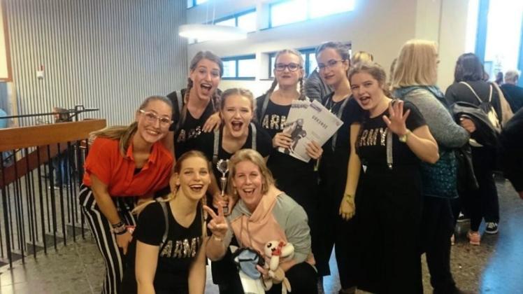 Hat sich für eine EM qualifiziert: die Gruppe „Kay Double U Six“ von „Katja’s Tanzschule“ in Delmenhorst. 