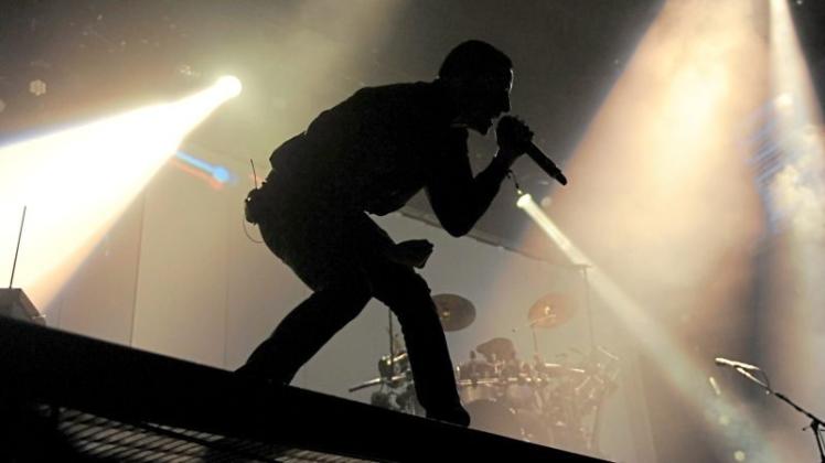 Linkin-Park-Sänger Chester Bennington ist nach Angaben der Gerichtsmediziner durch Suizid gestorben. 