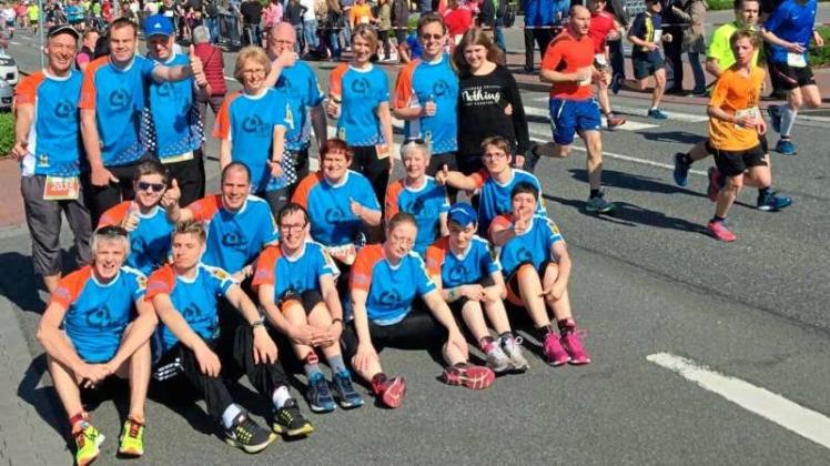 Der Lauftreff der Lebenshilfe Delmenhorst war mit 18 Startern beim Famila-Lauf in Oldenburg vertreten. Der Lauftreff der Lebenshilfe Delmenhorst war mit 18 Startern beim Famila-Lauf in Oldenburg vertreten.