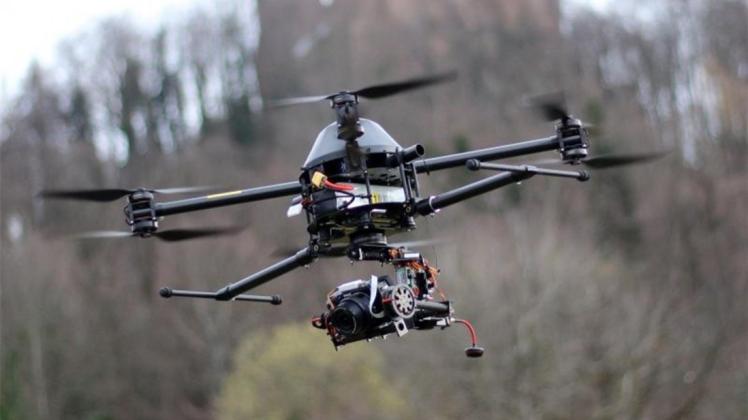 Verkehrsminister Alexander Dobrindt möchte Drohnen-Flugverbote für sensible Bereiche. 