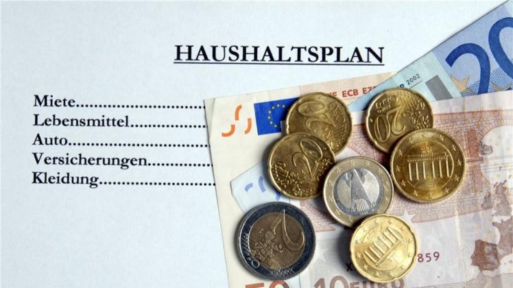 Durch Krankheit kann die finanzielle Situation schnell aus dem Ruder laufen. Schulden verstärken dann noch die physischen und psychischen Leiden, weiß Kirchenkreis-Sozialarbeiterin Natalia Gerdes vom Diakonischen Werk Bramsche. Durch Krankheit kann die finanzielle Situation schnell aus dem Ruder laufen. Schulden verstärken dann noch die physischen und psychischen Leiden, weiß Kirchenkreis-Sozialarbeiterin Natalia Gerdes vom Diakonischen Werk Bramsche.