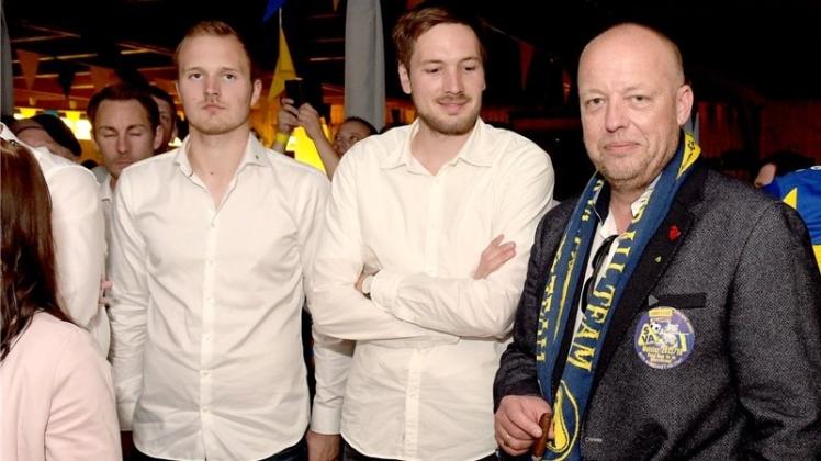 Seit März 2014 Chef des SV Atlas Delmenhorst: Jörg Borkus (rechts). Foto. Rolf Tobis