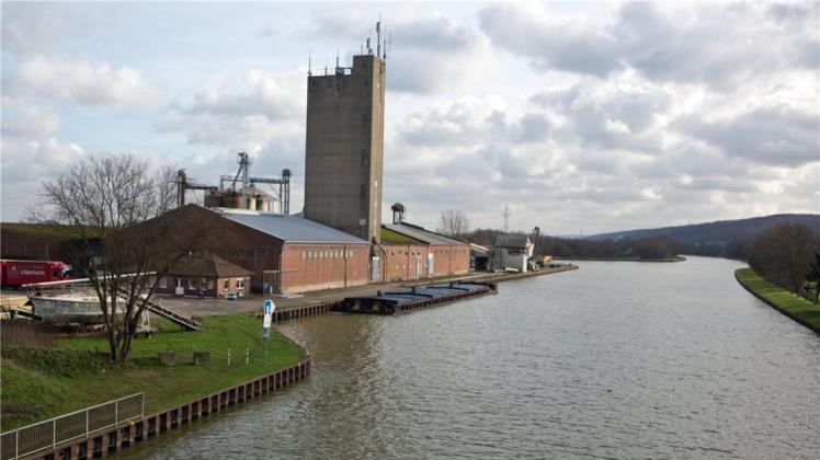 Den Hafen Bohmte-Leckermühle hat die Hafengesellschaft Wittlager Land nach Angaben der Interessengemeinschaft „Oelinger Hafen“ im Januar 2016 für fünf Millionen Euro erworben. Archivfoto: Oliver Krato