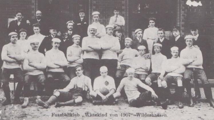1907 noch als „Fußballklub Wittekind von 1907“ gegründet, bildet der Fußballverein seit 1934 zusammen mit dem „Turnverein Wildeshausen von 1891“ und dem „Schwimmverein von 1921“ den VfL Wittekind Wildeshausen.