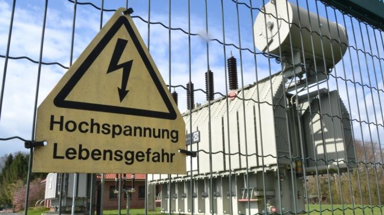 Es wird höchst spannend: In den Rechtsstreit nach dem Planfeststellungsbeschluss zum Bau der 380-kV-Höchstspannungsleitung von Ganderkesee nach St. Hülfe kommt Bewegung. Am Umspannwerk Ganderkesee (Bild) soll die Trasse beginnen. 
