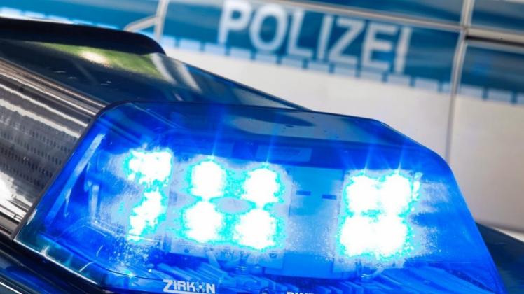Die Polizei in Wildeshausen sucht nach Zeugen für einen Einbruch in eine Scheune in Wardenburg. 