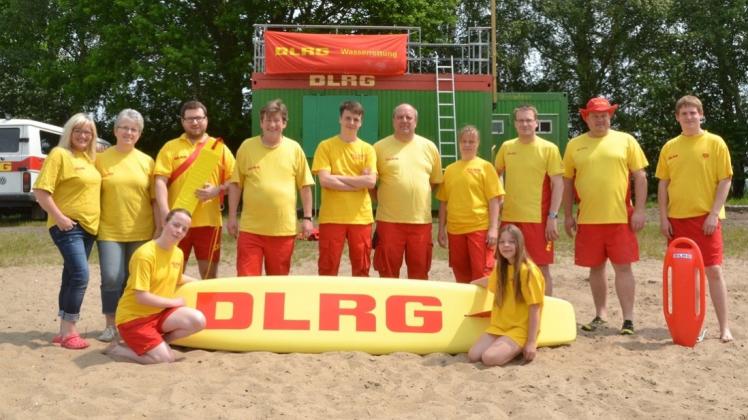 Ehrenamtlicher Wachdienst der DLRG am Sielingsee. Die DLRG-Schwimmer haben die Badesaison eröffnet. 