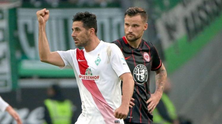 Trotz des Tores von Claudio Pizarro zum 1:0 verlor Werder das Hinspiel in Frankfurt mit 2:1. Im Rückspiel muss ein Sieg her, um sicher in der ersten Liga zu bleiben. 