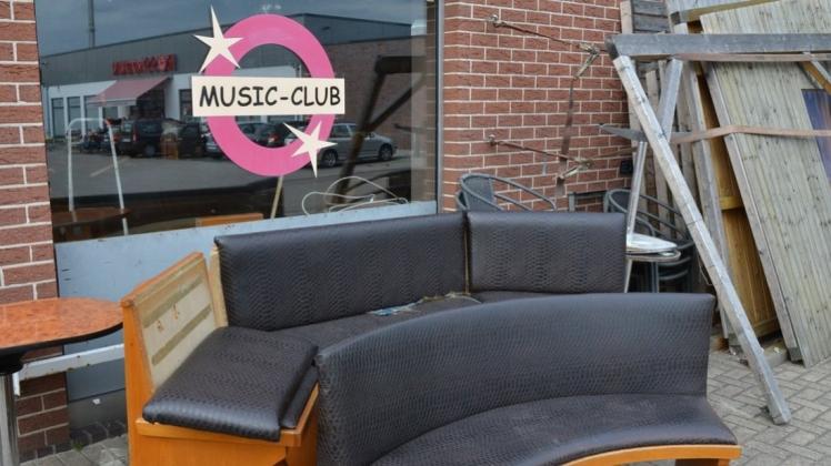 „Ausgetanzt“: Der Music Club an der Grüppenbührener Straße schließt für immer seine Türen, das Mobiliar ist schon ausgeräumt. 