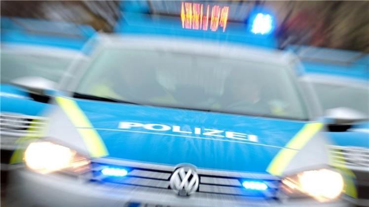 Am Rasthof Wildeshausen-Nord ist in der Nacht zu Mittwoch ein junger Lastwagenfahrer überfallen und anschließend entführt worden. Symbolfoto: dpa