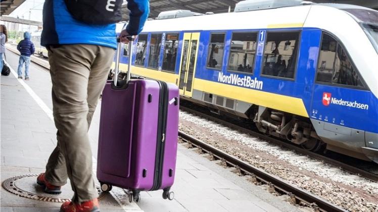 Die Nordwestbahn verkauft in Niedersachsen ab dem 11. Dezember 2016 keine Fahrkarten mehr im Zug. Mit dem Fahrplanwechsel greift auch ein Alkoholverbot. 