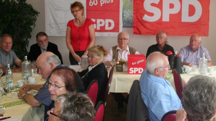 Stand bei den SPD-Senioren ausführlich Rede und Antwort: SPD-Bundestagsabgeordnete Susanne Mittag. 