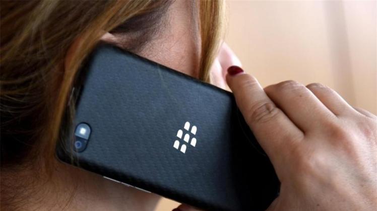 Blackberry ist vielen frühen Smartphone-Nutzern ans Herz gewachsen. Doch inzwischen spielt der Pionier kaum noch eine Rolle in dem Markt. 