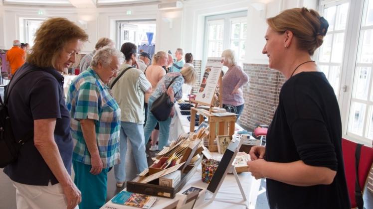 In der Markthalle fand am Wochenende der vierte Kreativmarkt der Gruppe „Die Kreativen“ statt. In der Markthalle fand am Wochenende der vierte Kreativmarkt der Gruppe „Die Kreativen“ statt.