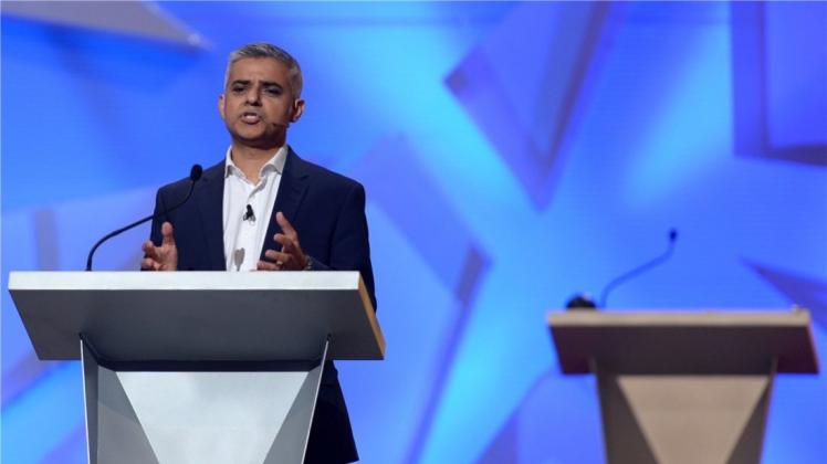Londons Bürgermeister Sadiq Khan warf den Brexit-Fürsprechern eine Hasskampagne gegen Zuwanderer vor. 
