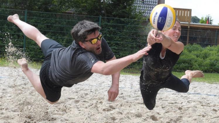 Platz fünf bei der Delmenhorster Stadtmeisterschaft im Beachvolleyball: Michael Rudolph und Mareike Jargow. 