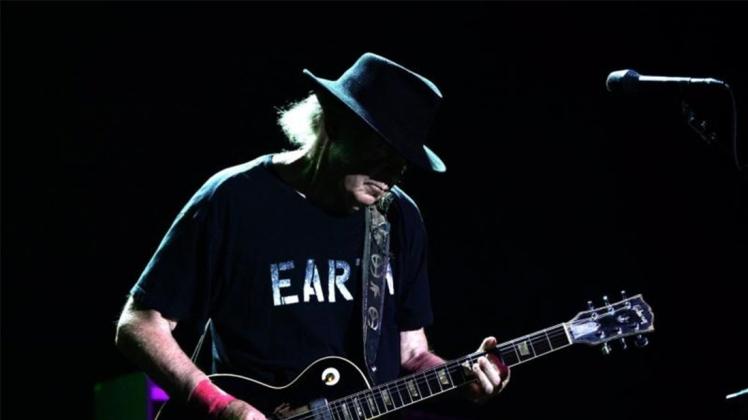 Ein echter Querkopf: Neil Young. Foto: Hans Klaus Techt Ein echter Querkopf: Neil Young. Foto: Hans Klaus Techt