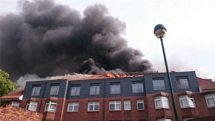 Am Klinikum Josef-Hospital Delmenhorst Mitte (ehemals St. Josef-Stift) in Delmenhorst ist ein Feuer ausgebrochen. Wir berichten live im Ticker. 