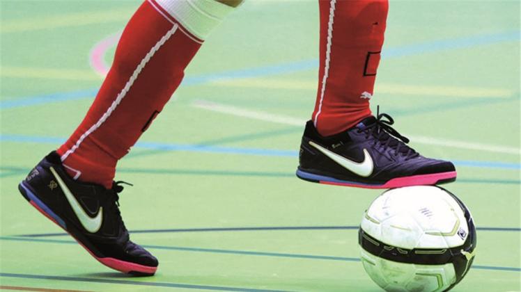 Nachwuchsteams aus dem Kreis Oldenburg-Land/Delmenhorst treten an diesem Wochenende bei den Futsal-Bezirksmeisterschaften an. Symbolfoto: Imago/EQ Images Yverdon-les-Bains