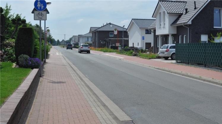 Die Frage, ob es hier „Am Pingelstrang“ in Zukunft einen Zebrastreifen geben wird, beschäftigt aktuell die Wallenhorster Politiker. 