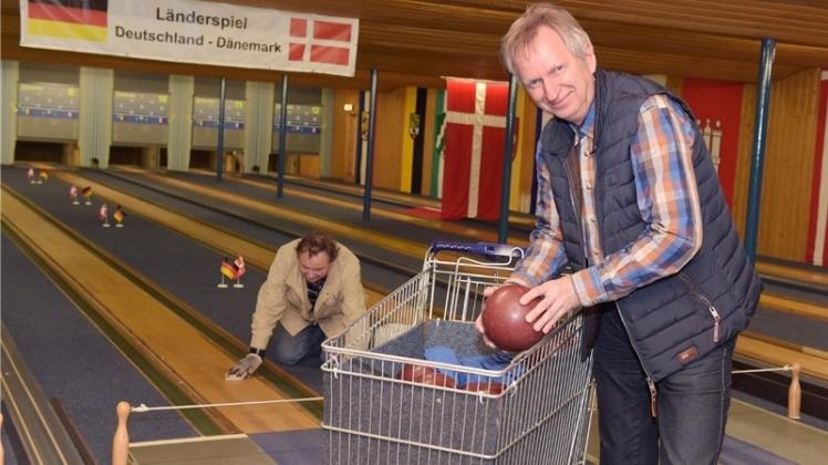 Länderspiel Deutschland gegen Dänemark: Hotelchef Albert Goldenstedt hat im Vorfeld des Highlights viel zu tun. Foto Rolf Tobis